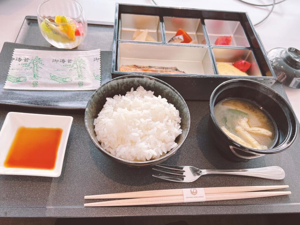 羽田空港国際線JALファーストクラスラウンジ