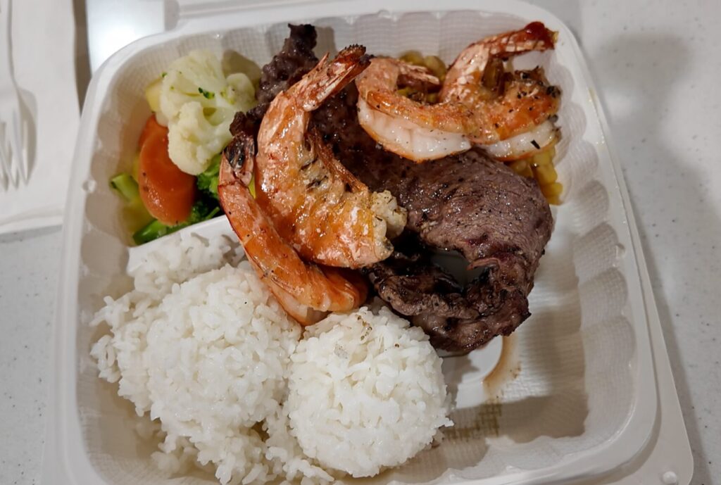 ハワイ アラモアナショッピングセンター STEAK&FISH